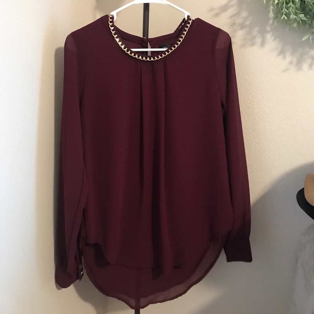 Rue 21 Maroon Blouse With Gold Chain
